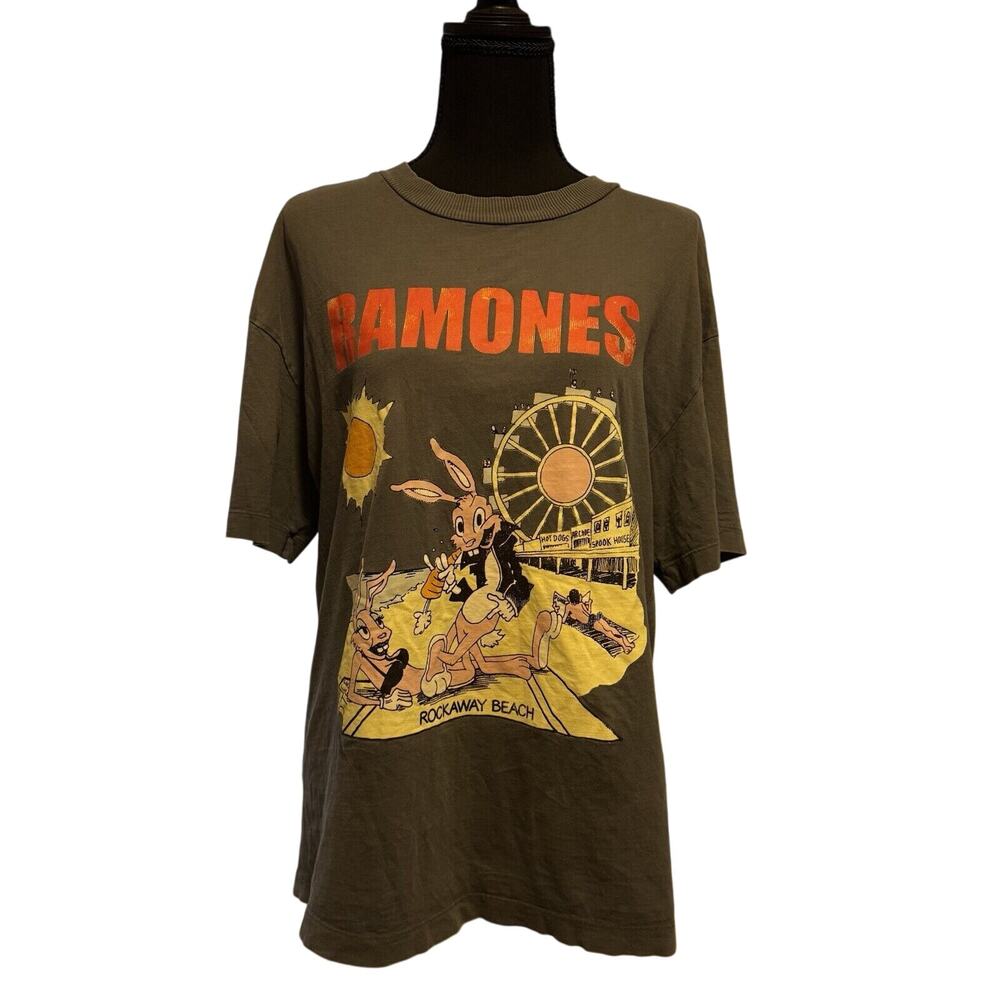 Ramones Rockaway Beach Graphic Band Tee